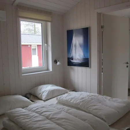 Feriehus Strandhaus Freibeuterweg 24 *